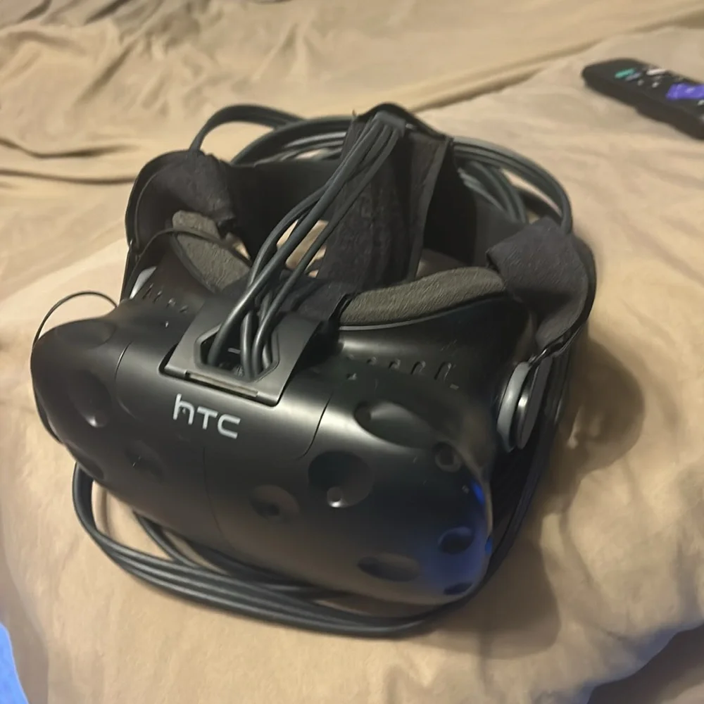 HTC Vive VR headset